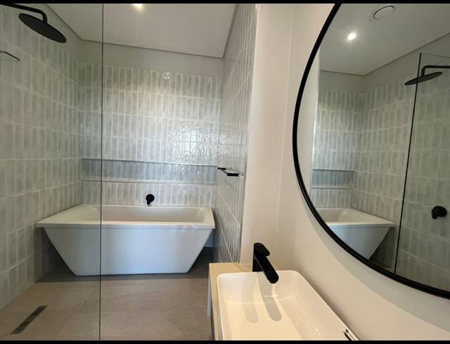 2 BEDROOM TOWNHOUSE FOR SALE IN SHEFFIELD BEACH